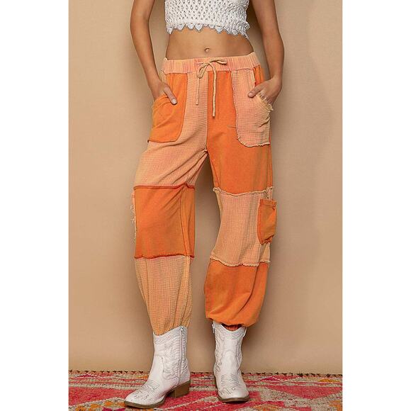 POL Adjustable Drawstring Cargo Pockets Contrast Ankle Jogger Pants | Chill Red - Picture 5 of 5